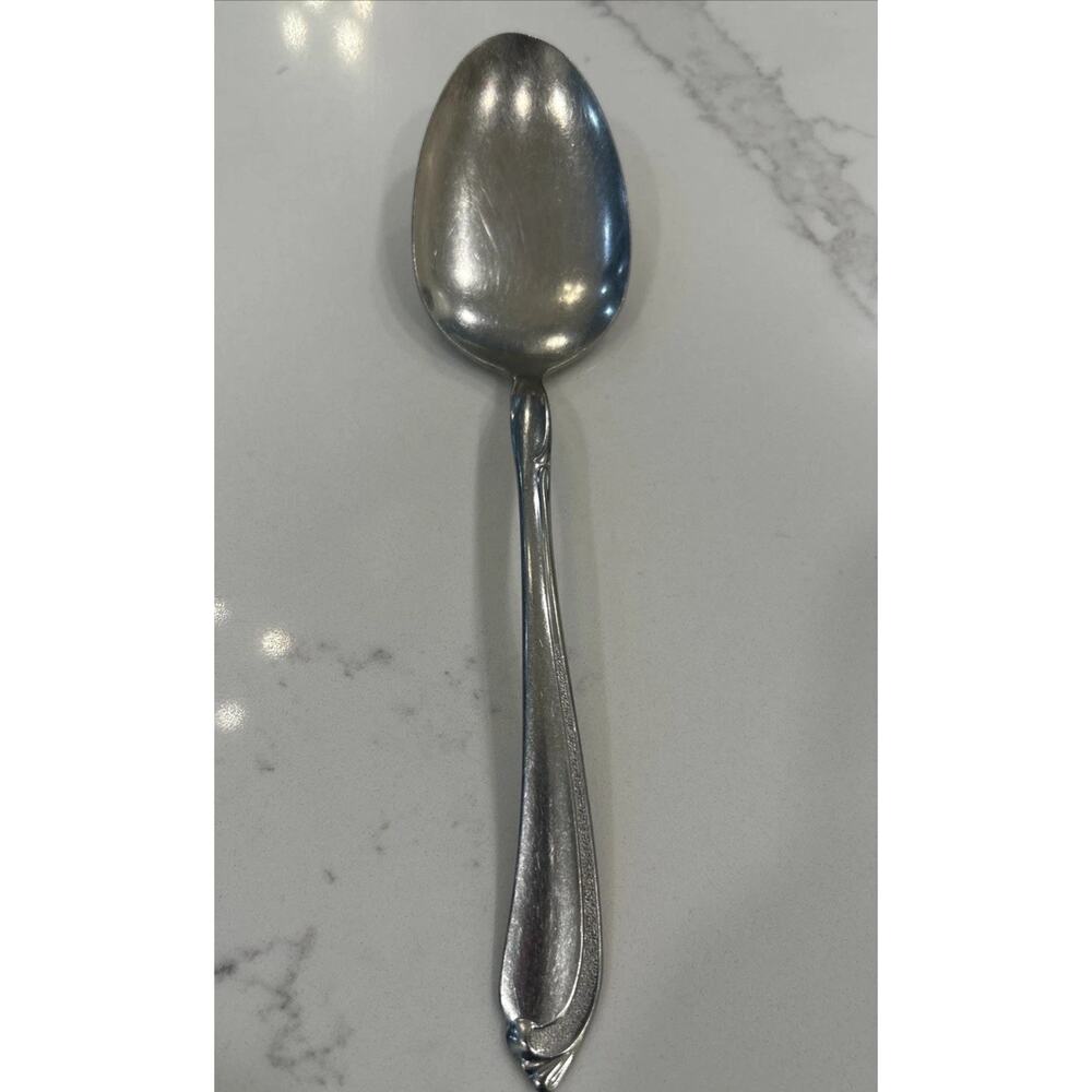 Vtg Oneida SHASTA Dinner Spoon 8” Stainless Oneidacraft Deluxe Flatware USA